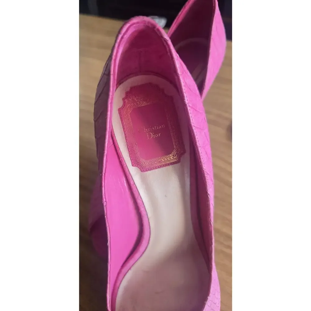 Dior product pair